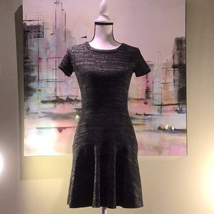 LOFT BLACK & GREY 50’S STYLE SHORTSLEEVE DRESS SIZE 0